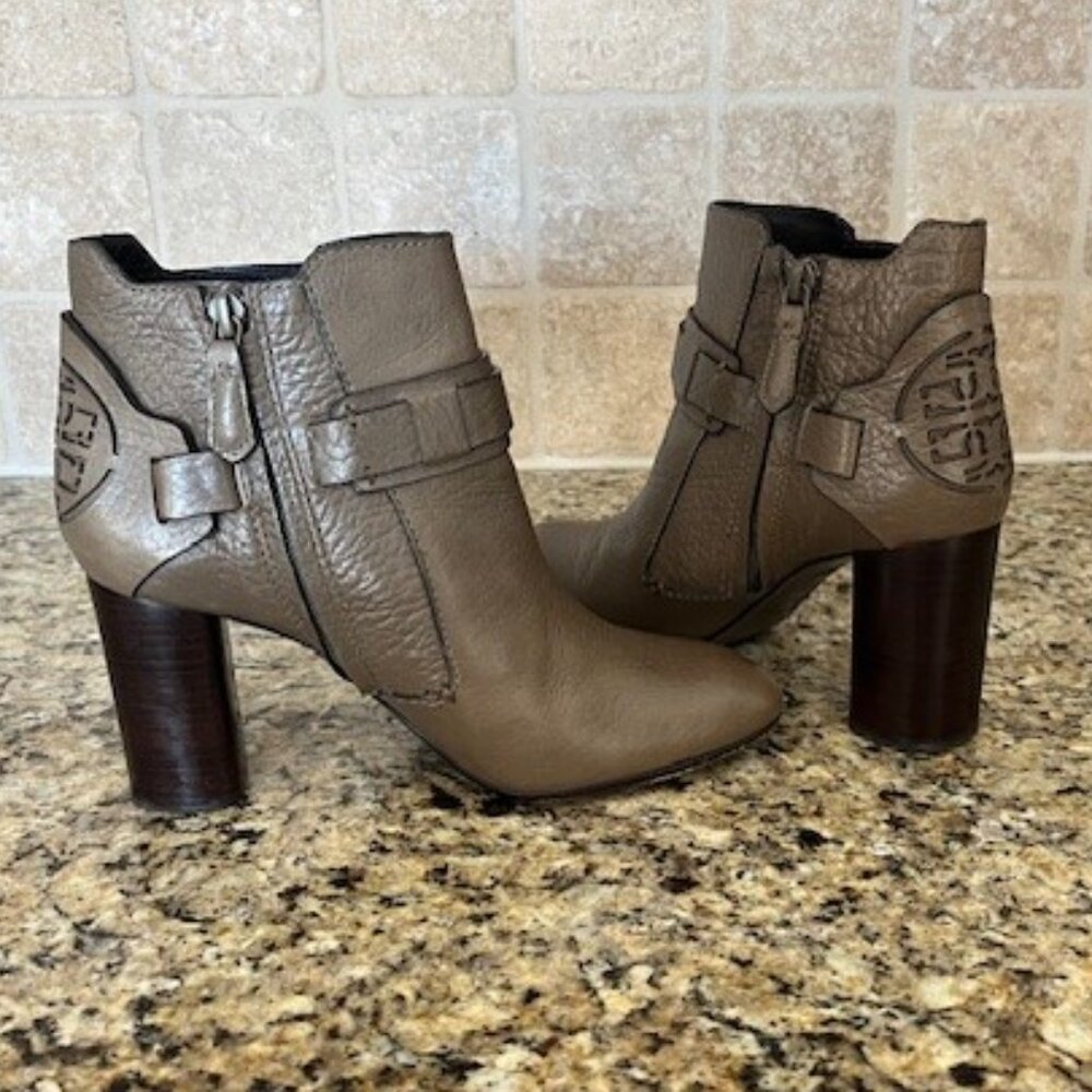 Tory Burch  Derby Bootie, Porcini Color, size 7.5